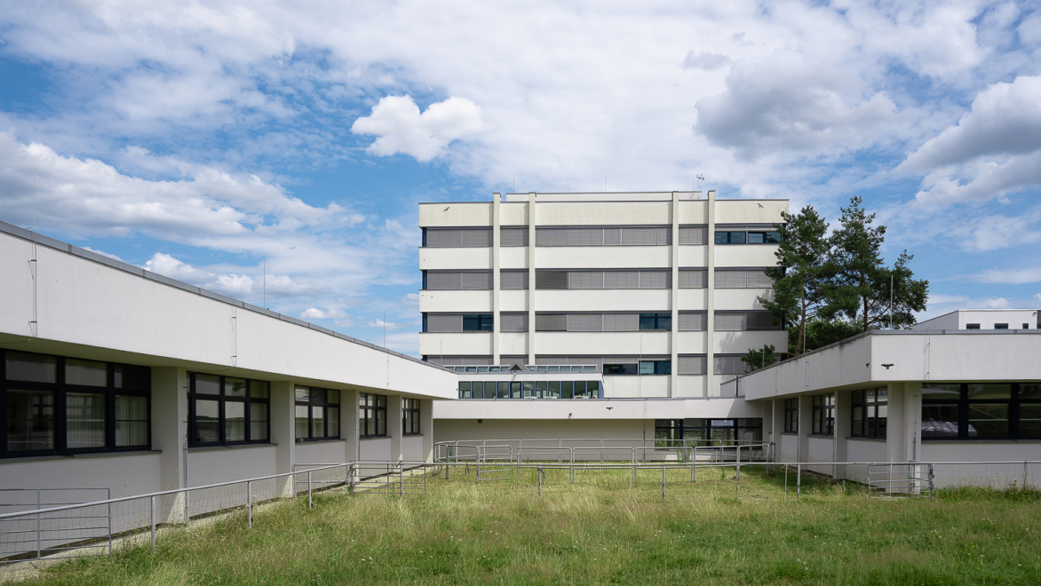 pavilon-b-zezadu-16x9